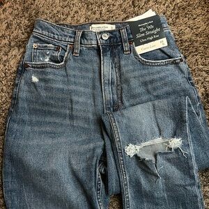 COPY - Abercrombie and Fitch Curve Love Jeans